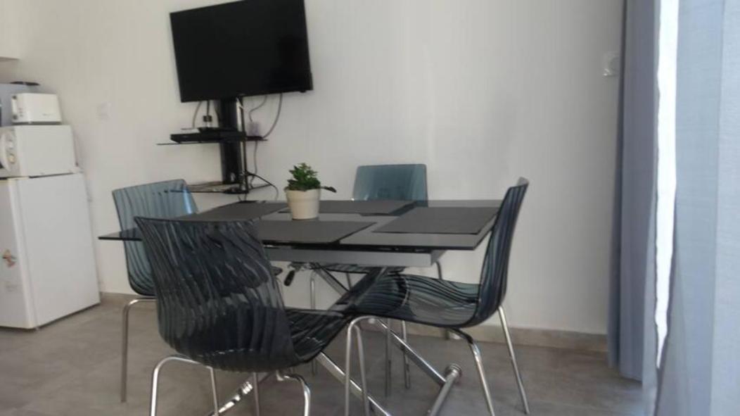 Studio Meuble Saint-André-de-Sangonis Eksteriør billede